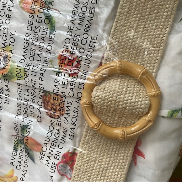 NWT WeWoreWhat RARE Bella white fruit dress small - Picture 6 of 8